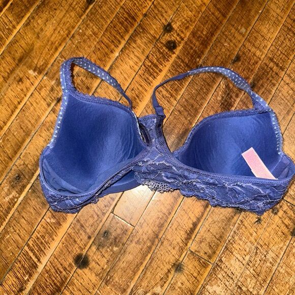Victoria’s Secret Body 36B blue floral racerback Demi bra - Picture 2 of 3